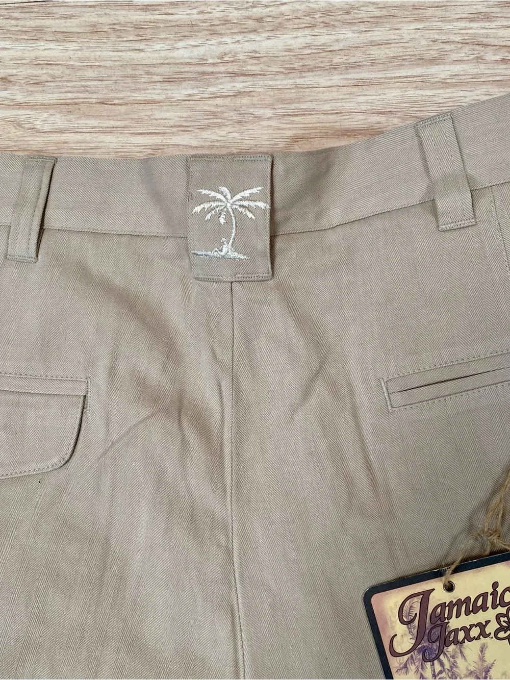 Jamaica Jaxx Silk Shorts Mens Size 36 Khaki Pleated Casual True Island Lifestyle